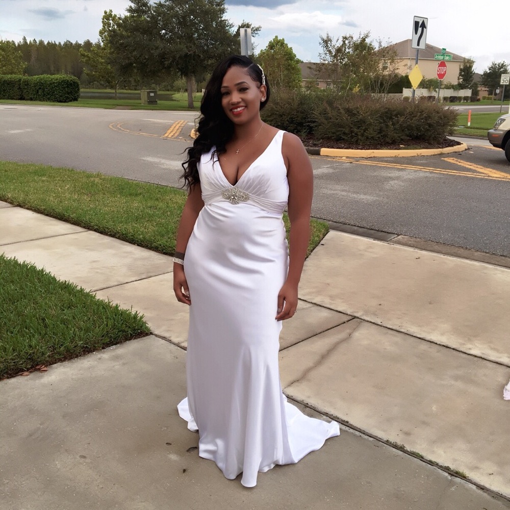 Stunning wedding dress